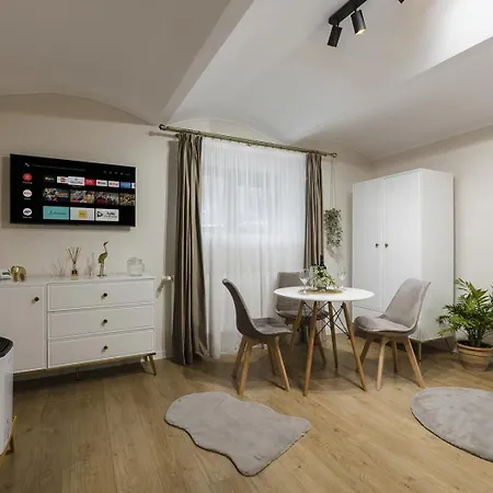 Апартаменты Old Town Heritage *